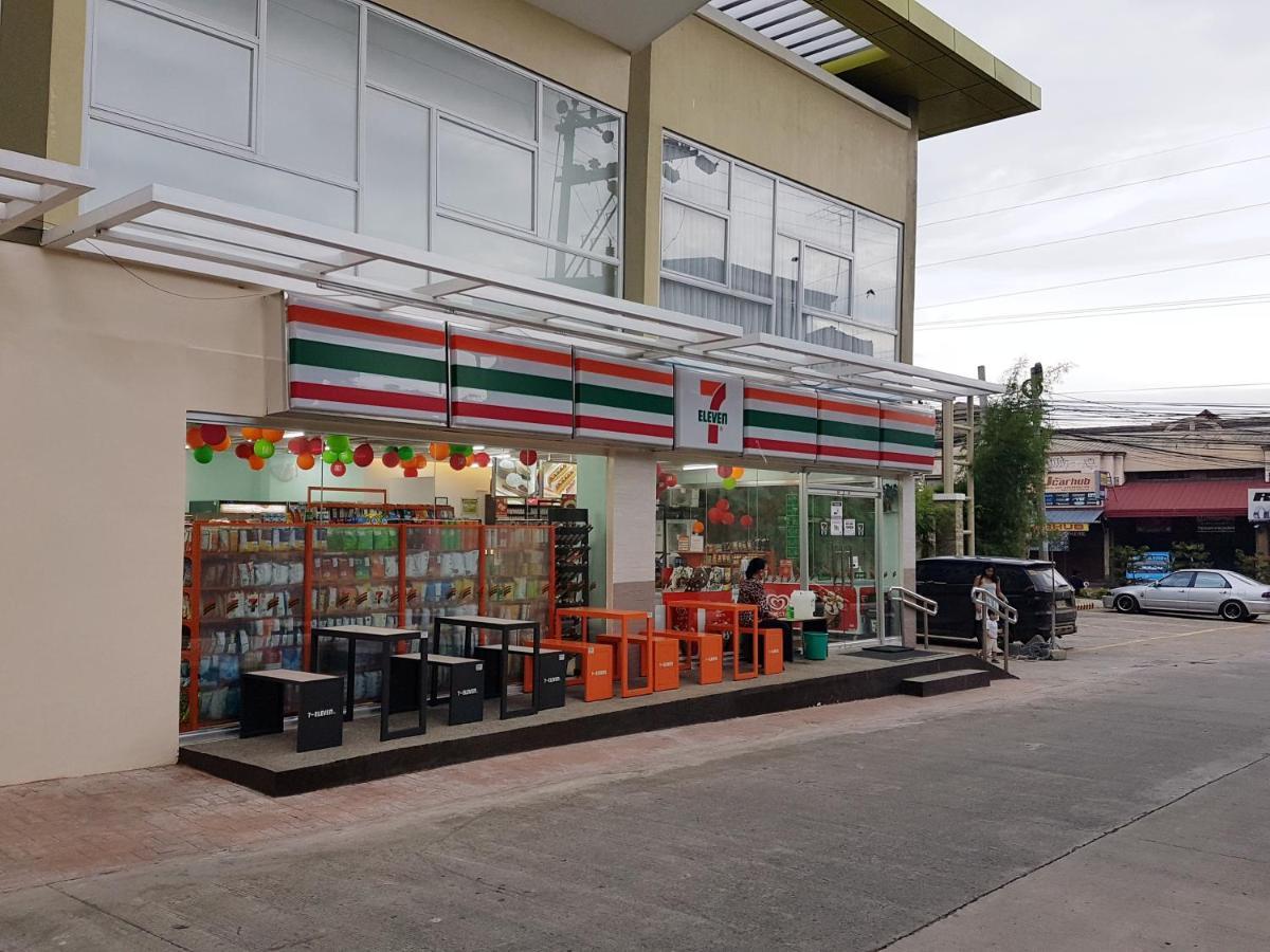 Keys 'N Places Holiday Rentals At Mesaverte Condo Cagayan de Oro Exterior foto
